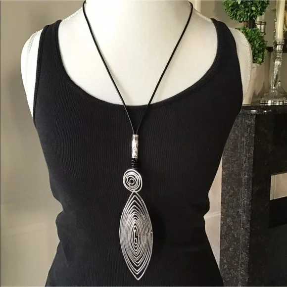 Tribal Shield Pendant Statement Necklace Silver Tone Wire 30” Black Wax Cord NEW - Picture 5 of 9